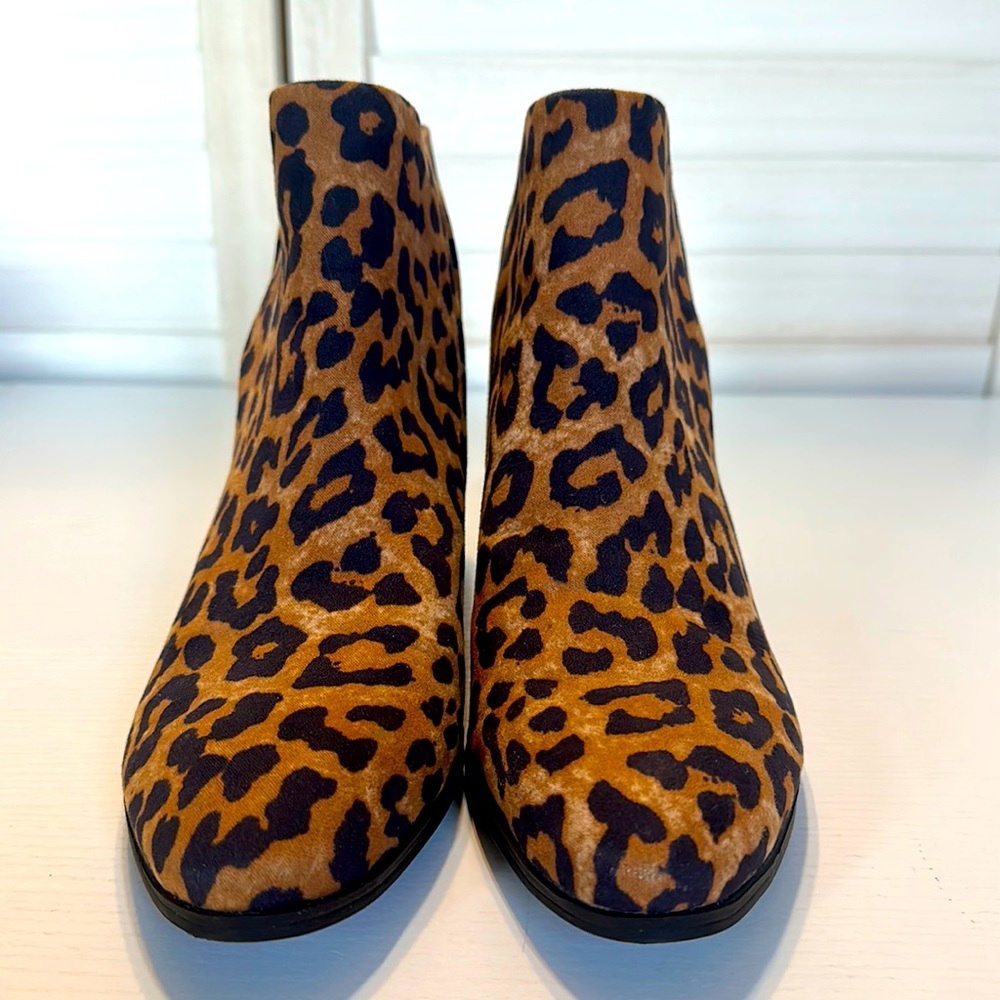 Franco Sarto Leopard Reeve2 Ankle Boots Sz 6